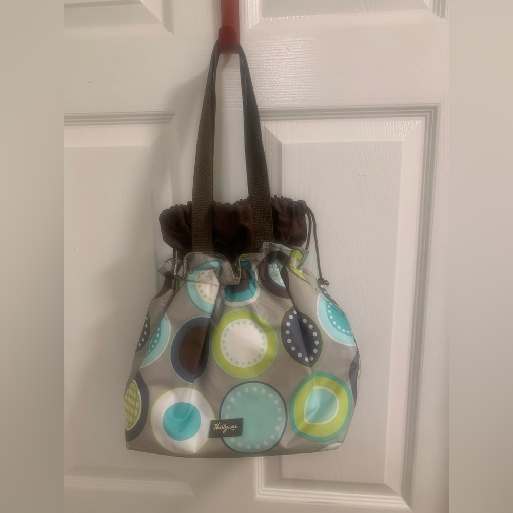 Thirty-one Minty Chip pattern cinch sack lunch bag.